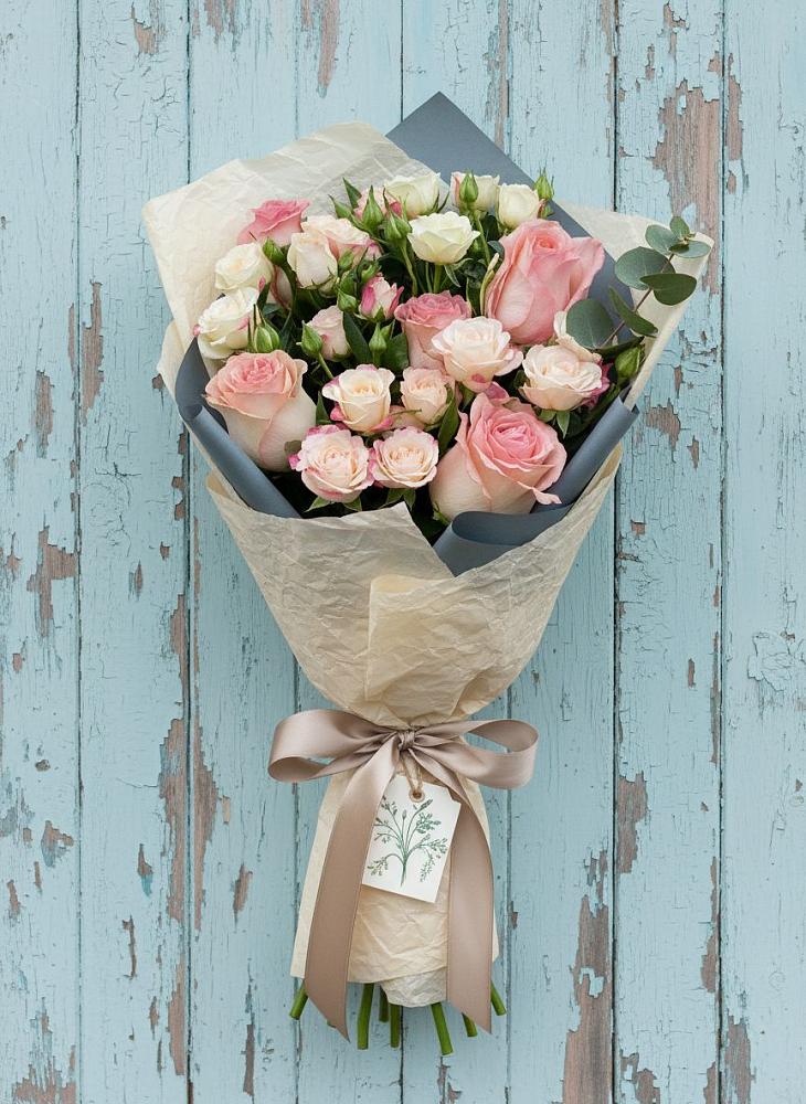 Букет цветов из: Розы в Забайкальске