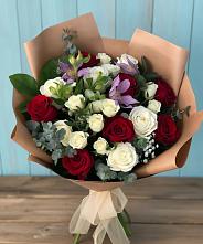 Букет цветов из:  Розы и Альстромерии #REPLACE_PRED# Забайкальске