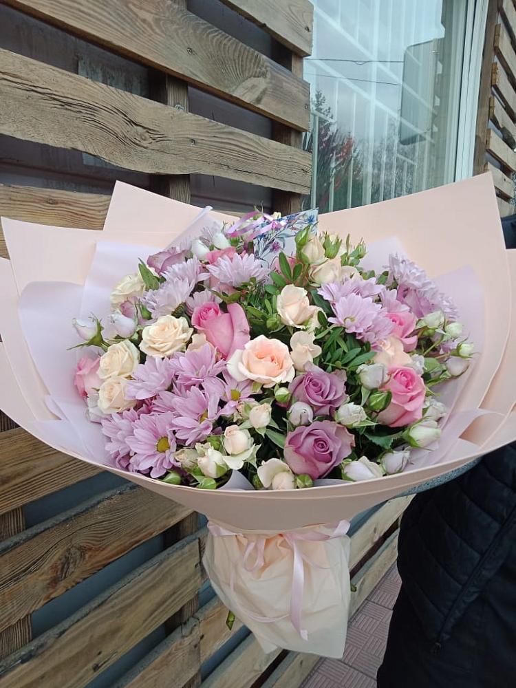 Букет цветов из: Розы и Хризантемы в Забайкальске