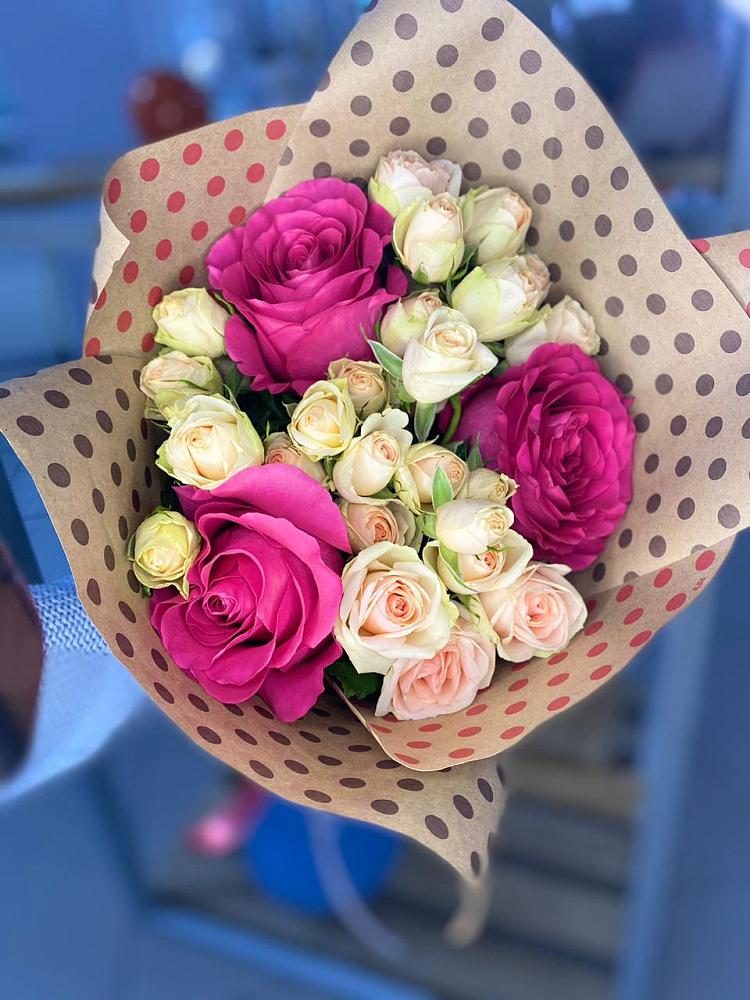 Букет цветов из: Розы в Забайкальске