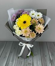 Букет цветов из:  Розы, Герберы и Хризантемы в Забайкальске