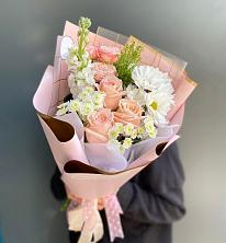 Букет цветов из:  Хризантемы и Розы в Забайкальске