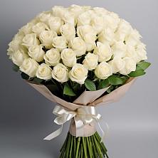 Букет 101 беля роза Белоснежка в Забайкальске