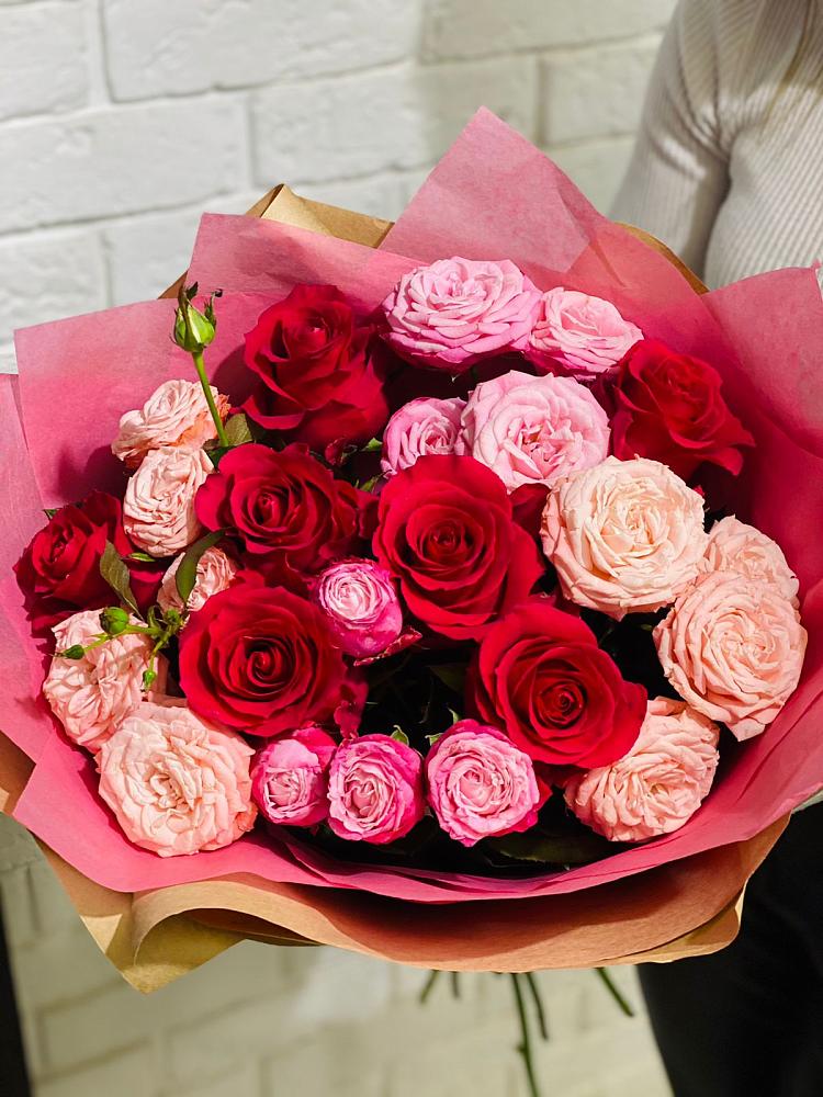 Букет цветов из: Розы в Забайкальске