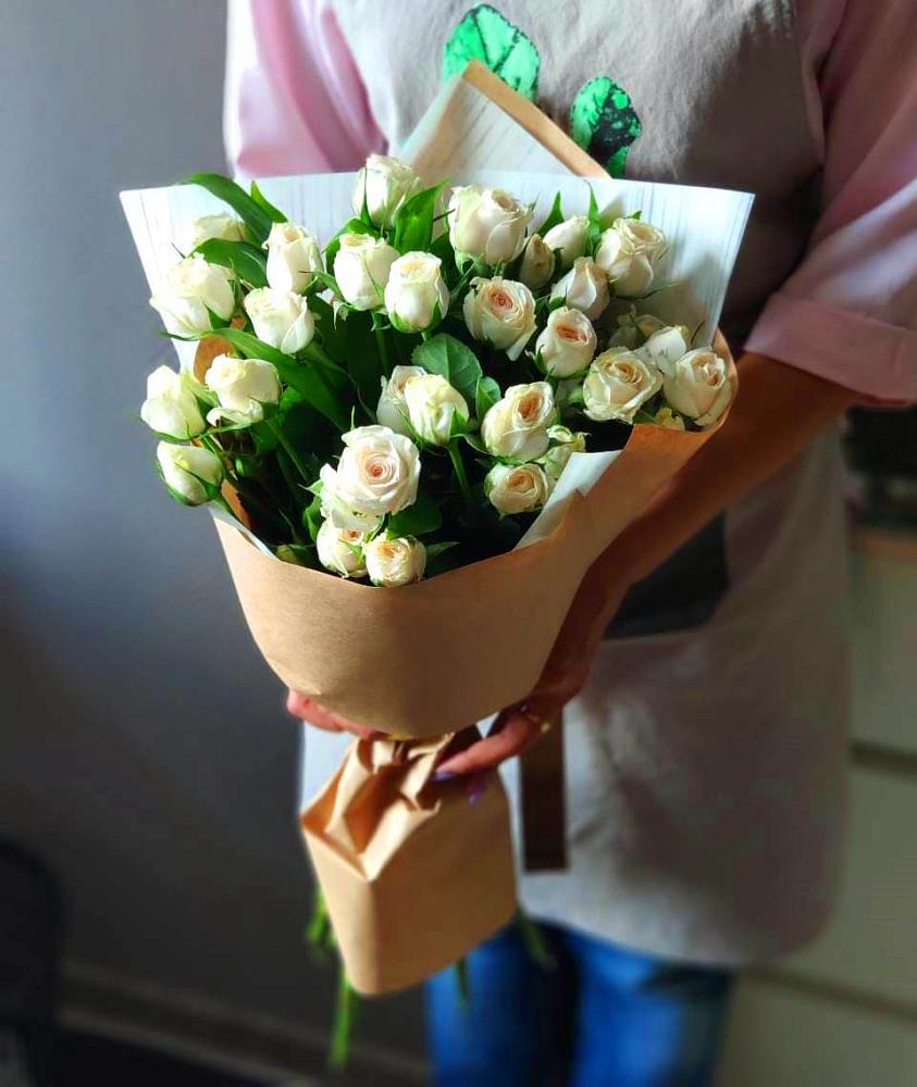 Букет цветов из: Розы в Забайкальске