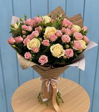 Букет цветов из:  Розы в Забайкальске