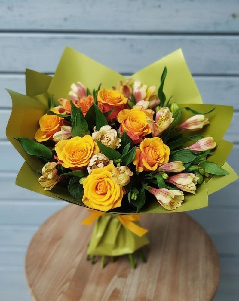 Букет цветов из: Альстромерии и Розы в Забайкальске
