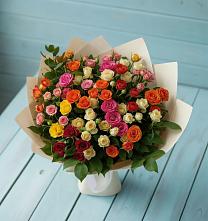 Букет Микс из разноцветных кустовых роз в Забайкальске