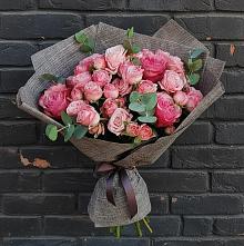 Букет цветов из:  Розы в Забайкальске